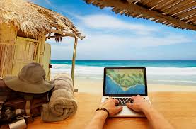 Fenomena Traveling Digital Nomad di Indonesia 2025: Antara Lifestyle dan Tantangan